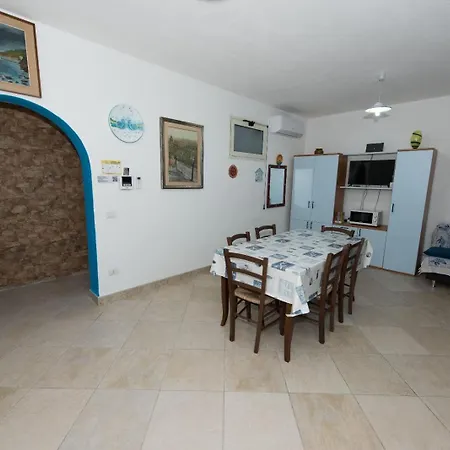 Mariposa Apartmán Orosei